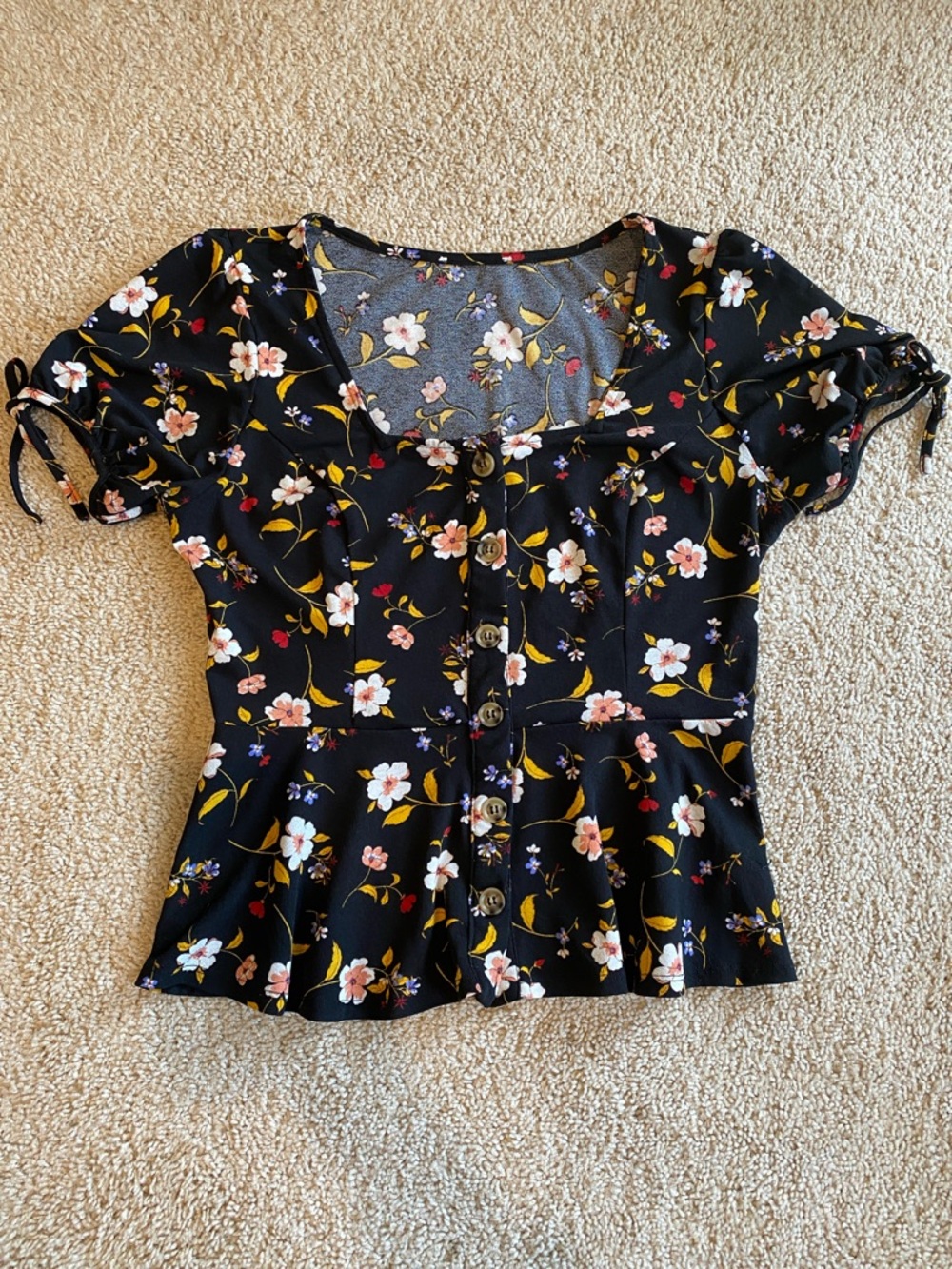 Black Floral Button-Front Peplum Blouse with Puff Sleeves